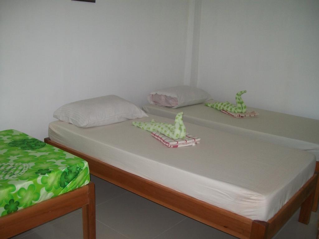 Charm Guest House Puerto Princesa Oda fotoğraf