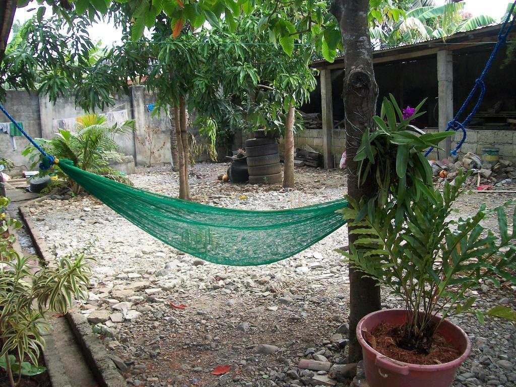 Charm Guest House Puerto Princesa Dış mekan fotoğraf