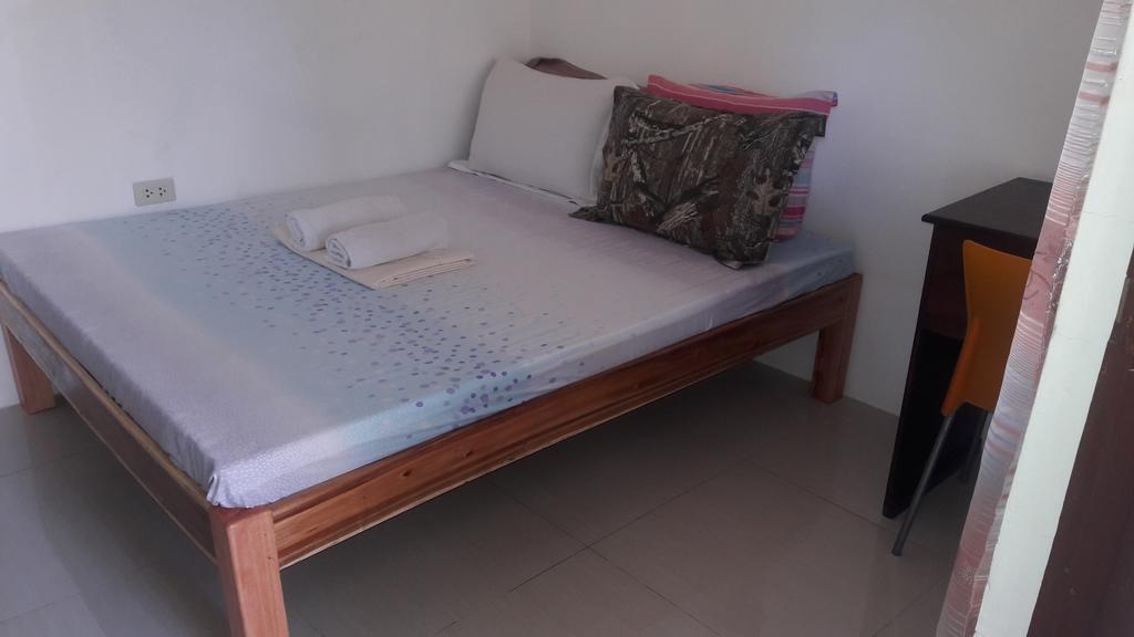 Charm Guest House Puerto Princesa Dış mekan fotoğraf