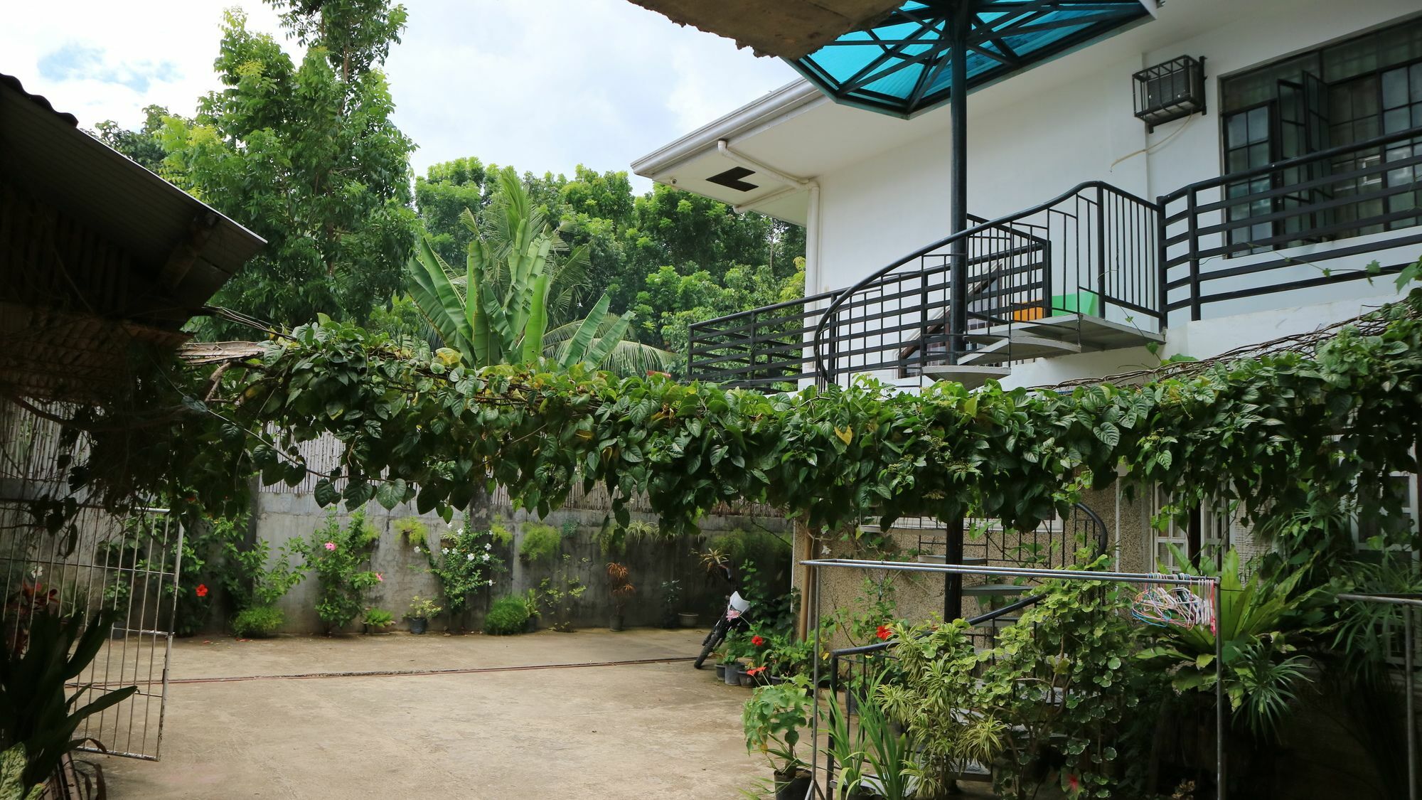 Charm Guest House Puerto Princesa Dış mekan fotoğraf
